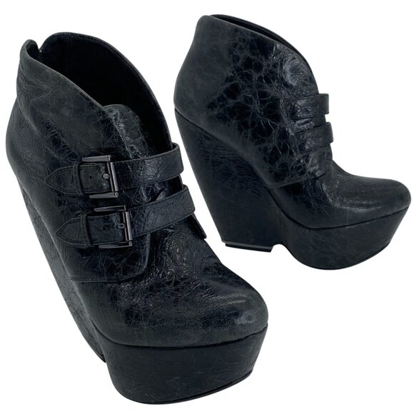 Mia Veda Platform Heels - Picture 1 of 14